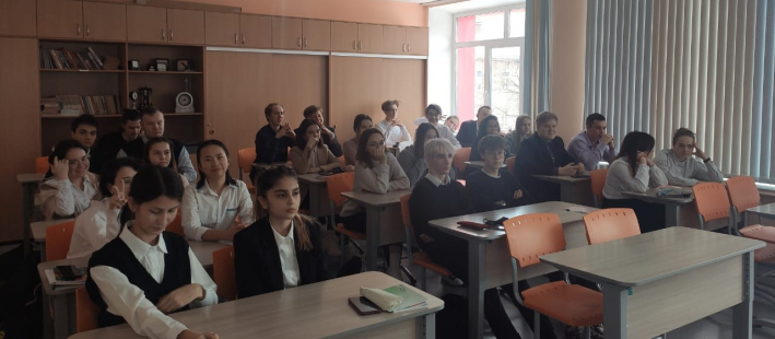 Встреча выпускников 11 классов с  педагогом-психологом 