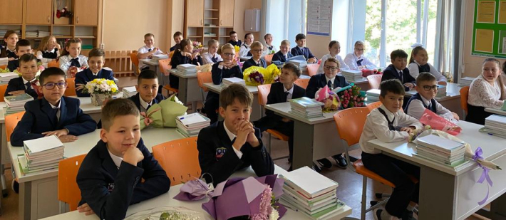 Классные часы, посвященные Всероссийскому уроку безопасности и Уроку мира