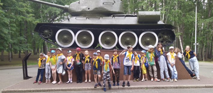Будни с лагерем 